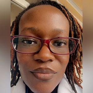 Meet your Posher, Regina